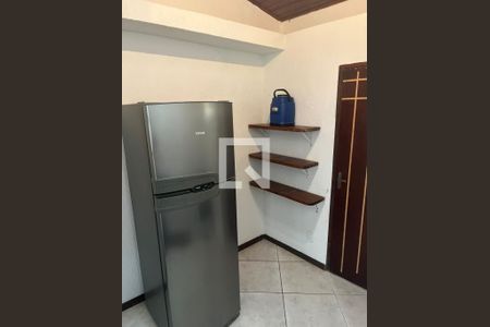 Cozinha de kitnet/studio para alugar com 1 quarto, 44m² em Rio do Ouro, São Gonçalo