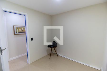  Suíte 1 de apartamento à venda com 3 quartos, 110m² em Icaraí, Niterói