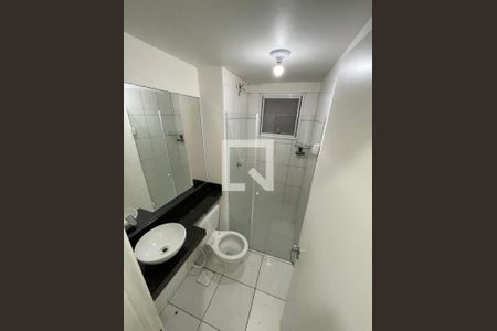 Banheiro de apartamento à venda com 2 quartos, 54m² em Residencial Real Parque, Sumaré
