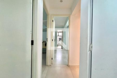 Corredor de apartamento para alugar com 3 quartos, 123m² em Vila Clementino, São Paulo