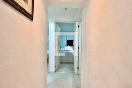 Corredor de apartamento para alugar com 3 quartos, 123m² em Vila Clementino, São Paulo