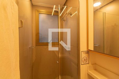 Banheiro de kitnet/studio para alugar com 0 quarto, 26m² em Vila Mariana, São Paulo