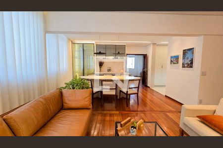 Apartamento à venda com 4 quartos, 170m² em Santo Antônio, Belo Horizonte