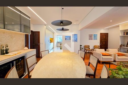 Apartamento à venda com 4 quartos, 170m² em Santo Antônio, Belo Horizonte