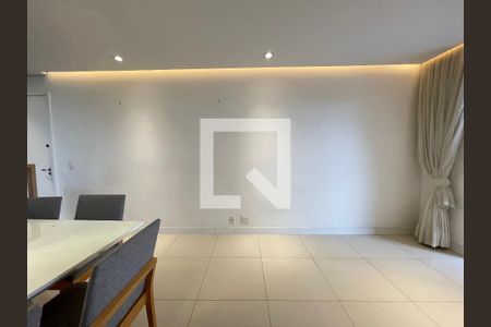 Sala de apartamento à venda com 2 quartos, 72m² em Vila Polopoli, São Paulo