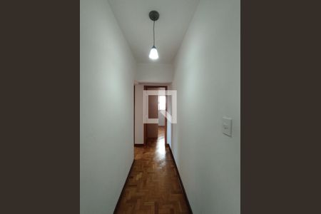 Corredor  de apartamento à venda com 4 quartos, 100m² em Vila Gumercindo, São Paulo
