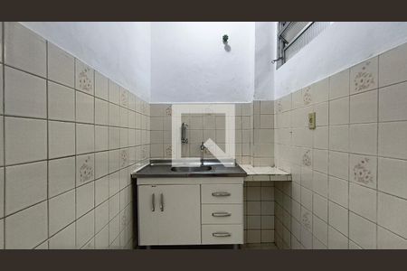 Cozinha de kitnet/studio para alugar com 1 quarto, 44m² em Liberdade, São Paulo