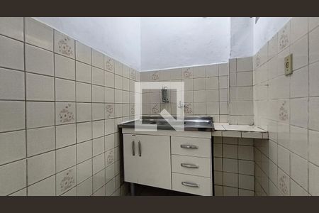 Cozinha de kitnet/studio para alugar com 1 quarto, 44m² em Liberdade, São Paulo