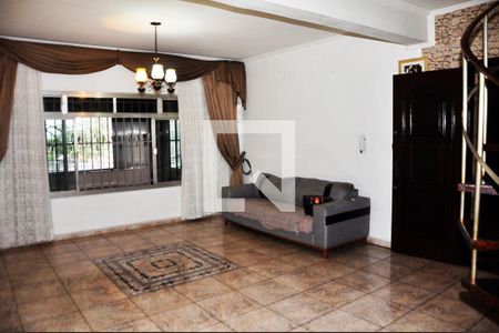  Sala de casa à venda com 4 quartos, 342m² em Vila Pirituba, São Paulo