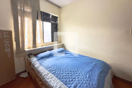 Quarto 1 de apartamento para alugar com 2 quartos, 87m² em Centro, Curitiba
