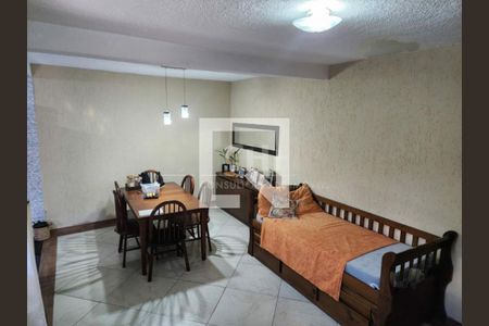 Casa à venda com 3 quartos, 120m² em Campo Grande, São Paulo