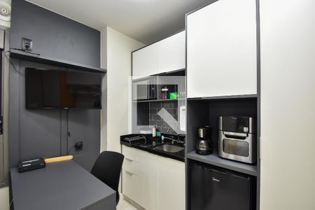 cozinha de kitnet/studio para alugar com 1 quarto, 24m² em Paraíso, São Paulo