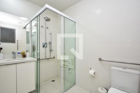 banheiro de kitnet/studio para alugar com 1 quarto, 24m² em Paraíso, São Paulo