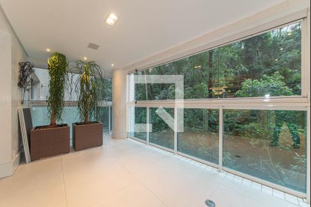Varanda de apartamento para alugar com 3 quartos, 207m² em Jardim Morumbi, São Paulo