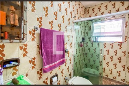 Banheiro  de casa à venda com 2 quartos, 117m² em Vila Granada, São Paulo