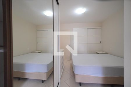 Suíte de apartamento para alugar com 2 quartos, 96m² em Ingleses do Rio Vermelho, Florianópolis