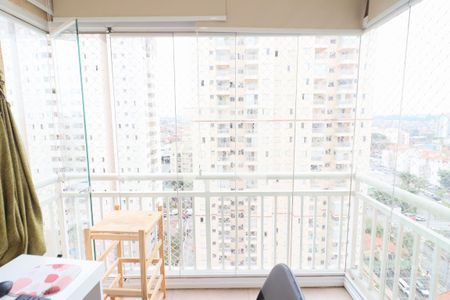 Sala de apartamento à venda com 2 quartos, 57m² em Novo Osasco, Osasco