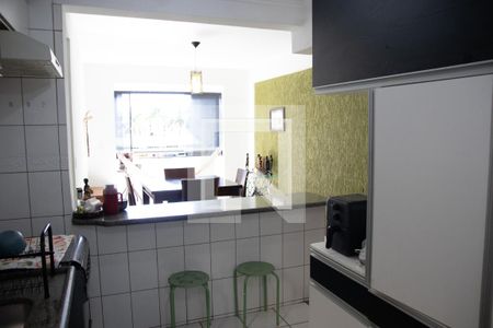 Cozinha e Área de Serviço de apartamento à venda com 3 quartos, 74m² em Jardim Bela Vista, Goiânia