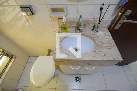 LAVABO de casa à venda com 5 quartos, 180m² em Jardim Celeste, São Paulo