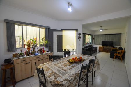 SALA de casa à venda com 5 quartos, 180m² em Jardim Celeste, São Paulo