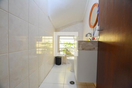 LAVABO de casa à venda com 5 quartos, 180m² em Jardim Celeste, São Paulo