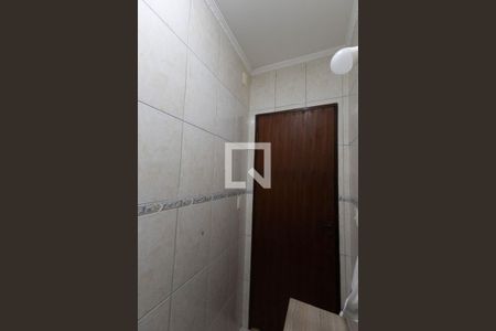 Lavabo de casa para alugar com 4 quartos, 102m² em Vila Irmaos Arnoni, São Paulo