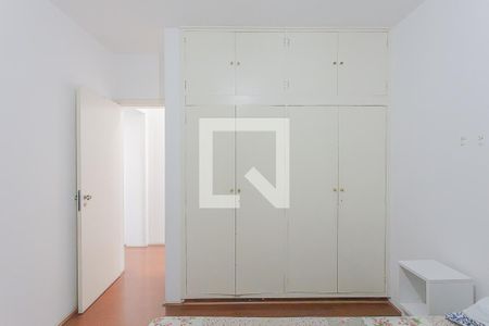 Quarto 1 de apartamento para alugar com 2 quartos, 75m² em Jardim Paulista, São Paulo