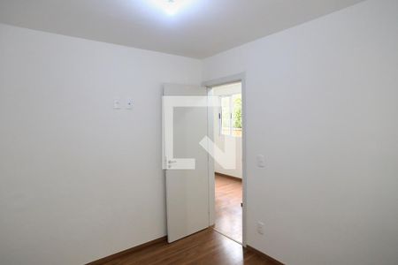 Quarto de apartamento para alugar com 2 quartos, 47m² em Boa Vista, Belo Horizonte