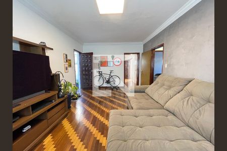 Sala de casa à venda com 4 quartos, 250m² em Vila Nova Alba, São Paulo