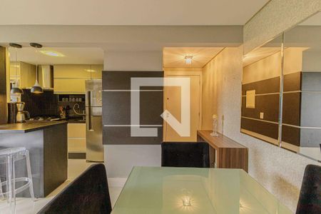 Sala de apartamento à venda com 3 quartos, 80m² em Jardim Carvalho, Porto Alegre