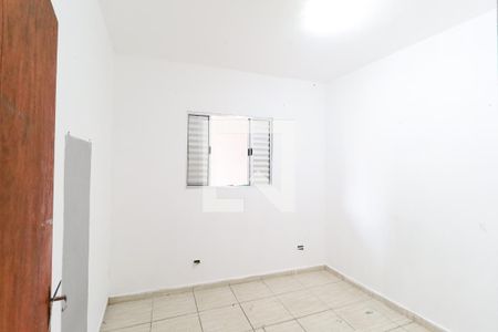 Quarto 2 de casa para alugar com 2 quartos, 60m² em Vila Fidalgo, São Paulo