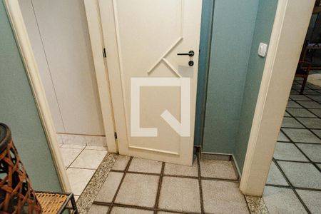 Hall de apartamento à venda com 5 quartos, 300m² em Campo Grande, Rio de Janeiro