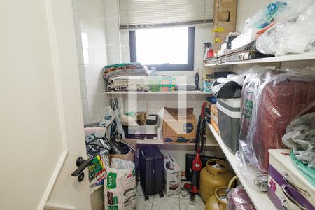 Dispensa de apartamento à venda com 5 quartos, 300m² em Campo Grande, Rio de Janeiro