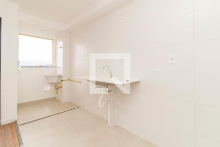 Cozinha e Área de Serviço de apartamento à venda com 2 quartos, 43m² em Vila Gustavo, São Paulo
