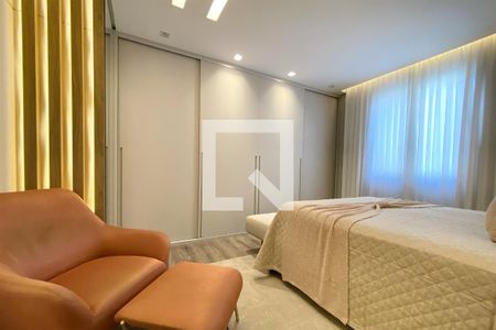 Suite 1 de casa à venda com 3 quartos, 360m² em Ouro Preto, Belo Horizonte