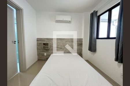 Quarto  de apartamento para alugar com 1 quarto, 35m² em Pantanal, Florianópolis