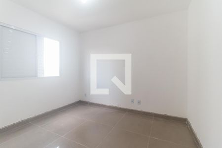 Quarto 1 de apartamento para alugar com 2 quartos, 68m² em Vila Santa Maria, Poá