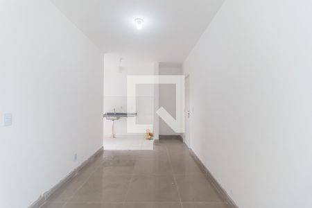 Sala de apartamento para alugar com 2 quartos, 68m² em Vila Santa Maria, Poá