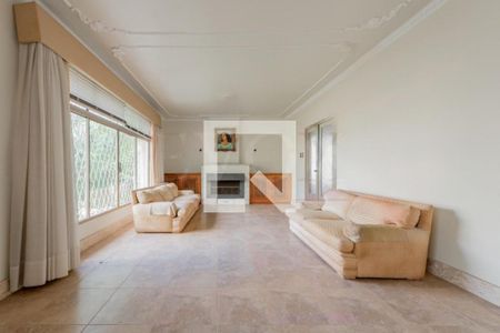 Foto 15 de casa à venda com 6 quartos, 341m² em São João, Porto Alegre