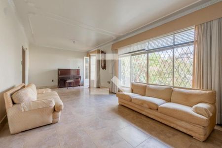 Foto 12 de casa à venda com 6 quartos, 341m² em São João, Porto Alegre