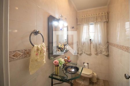Lavabo de casa para alugar com 2 quartos, 270m² em Vila Paiva, São Paulo