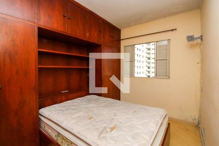 Quarto 1 de apartamento para alugar com 2 quartos, 75m² em Jardim Monte Alegre, Taboão da Serra