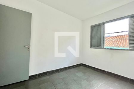 Quarto 2 de casa para alugar com 2 quartos, 50m² em Vila do Encontro, São Paulo