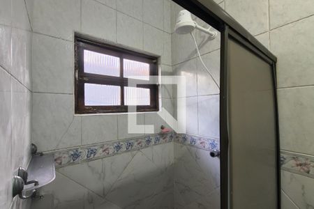 Banheiro da Suíte de casa para alugar com 3 quartos, 80m² em Aviação, Praia Grande