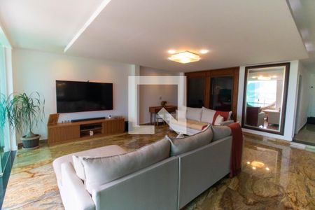Sala de casa de condomínio para alugar com 4 quartos, 454m² em São Francisco, Niterói