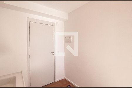 Sala/cozinha de kitnet/studio para alugar com 1 quarto, 17m² em Jardim Danfer, São Paulo