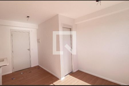 Sala/cozinha de kitnet/studio para alugar com 1 quarto, 17m² em Jardim Danfer, São Paulo