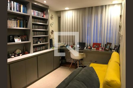 Sala de apartamento à venda com 3 quartos, 75m² em Vila Mariana, São Paulo