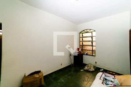 Sala 3 de casa à venda com 3 quartos, 390m² em Sagrada Família, Belo Horizonte
