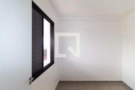 Quarto 2 de apartamento para alugar com 2 quartos, 40m² em Vila Canero, São Paulo